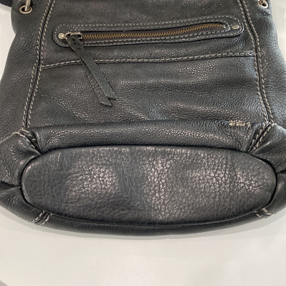 The Sak black leather crossbody with adjustable strap - Picture 6 of 14
